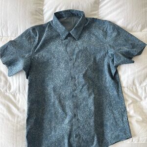 lululemon athletica Blue Patterned Casual Shirt
